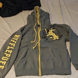 Warner Bros. Gray and Yellow Hufflepuff Hoodie